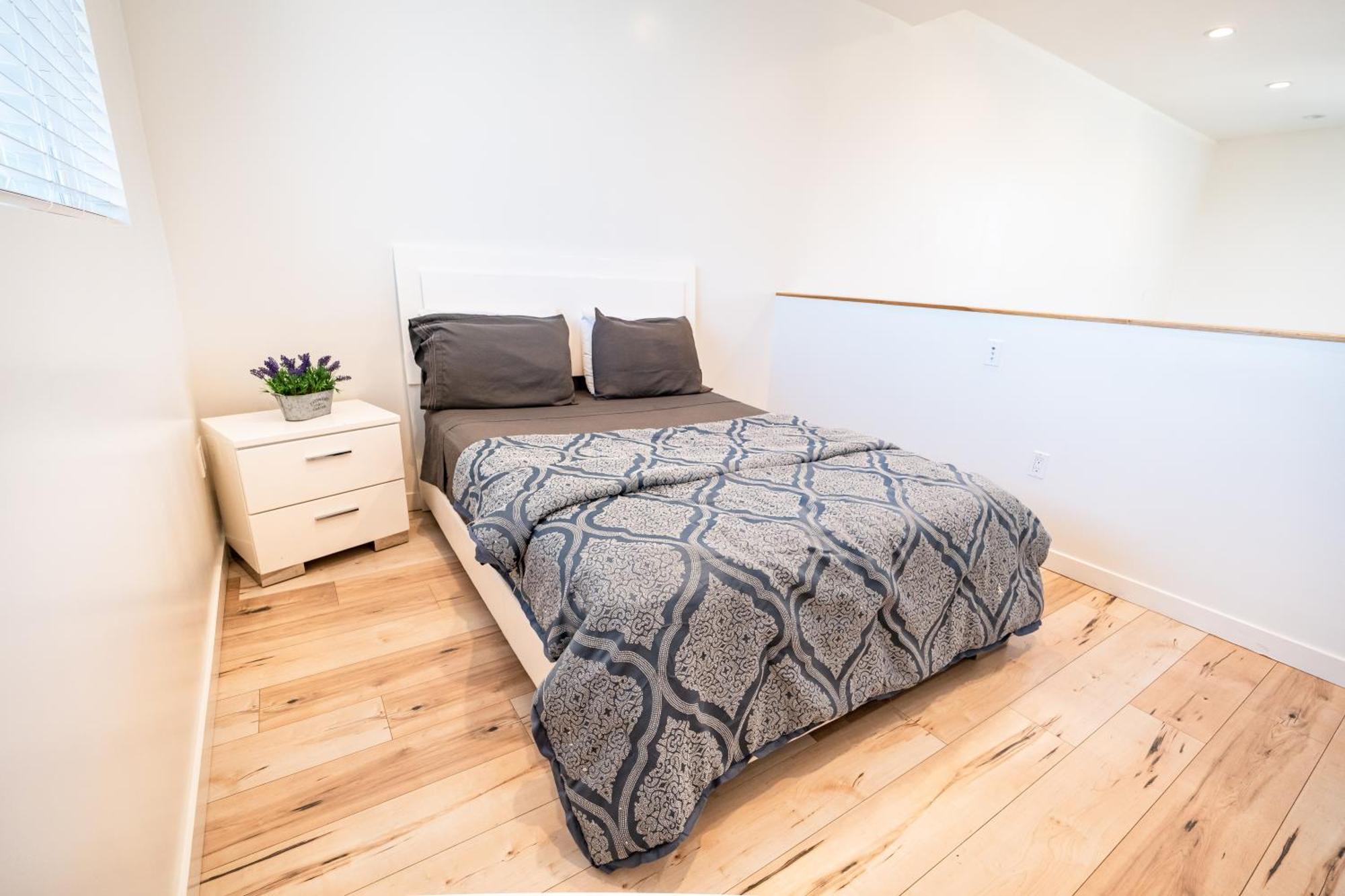 Apartment Chic Modern Loft In Hollywood 1 Bedroom With Balcony & Free Secure Parking Los Angeles