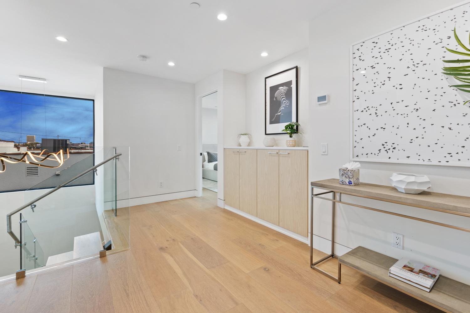Curson Modern *