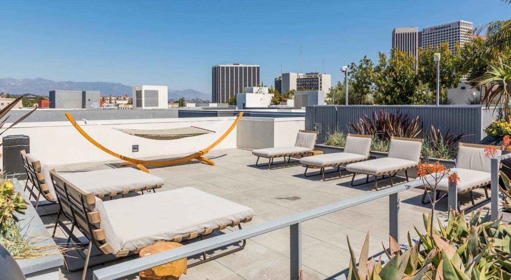 Dtla Luxury With Pool, Gym, Work Pods & Conference Apartment Los Angeles