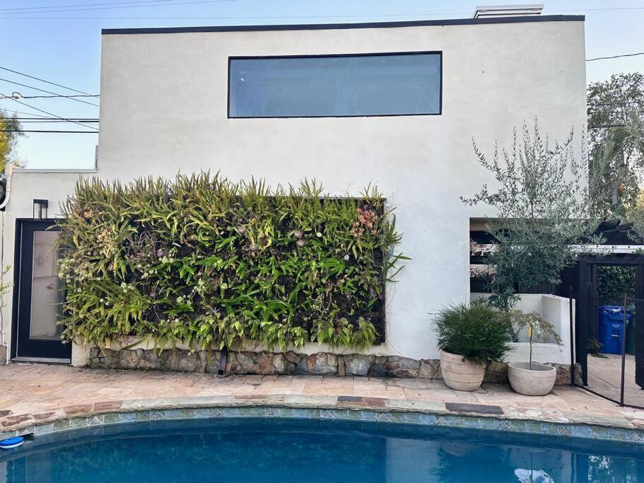 Villa New Private By Beverly Hills And The Grove Spacious 2 Story Unit In The Part Of La