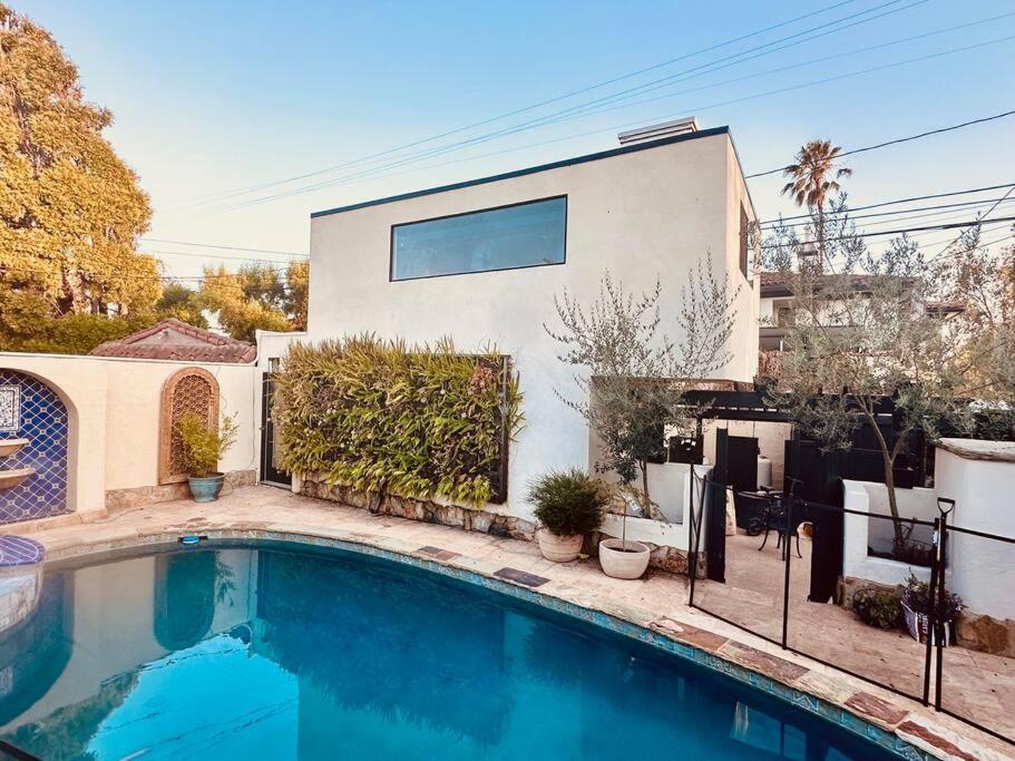 New Private By Beverly Hills And The Grove Spacious 2 Story Unit In The Part Of La Villa *