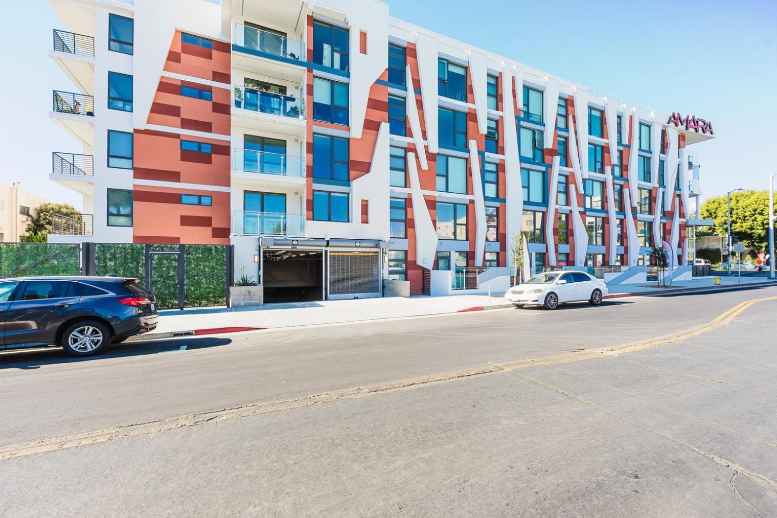 Blueground Brentwood Pool Gym Near Metro Lax-1286 Apartment *