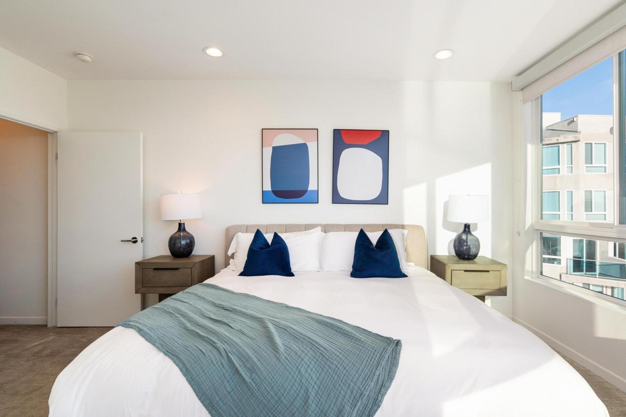 Apartment The Crystal 3 Level Penthouse - Marvelous Marina Views 2br