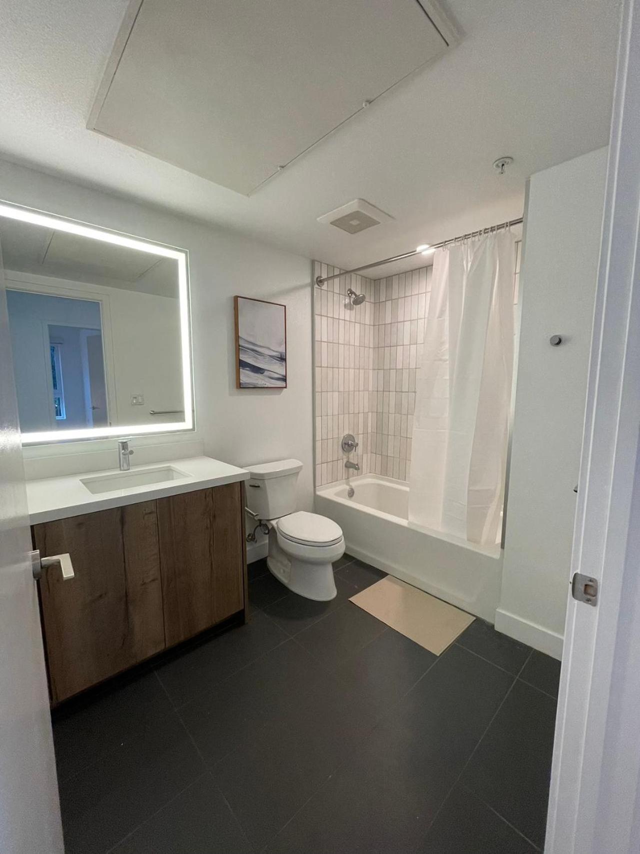 Modern Retreat In Koreatown - Perfect For Your La Stay! Los Angeles