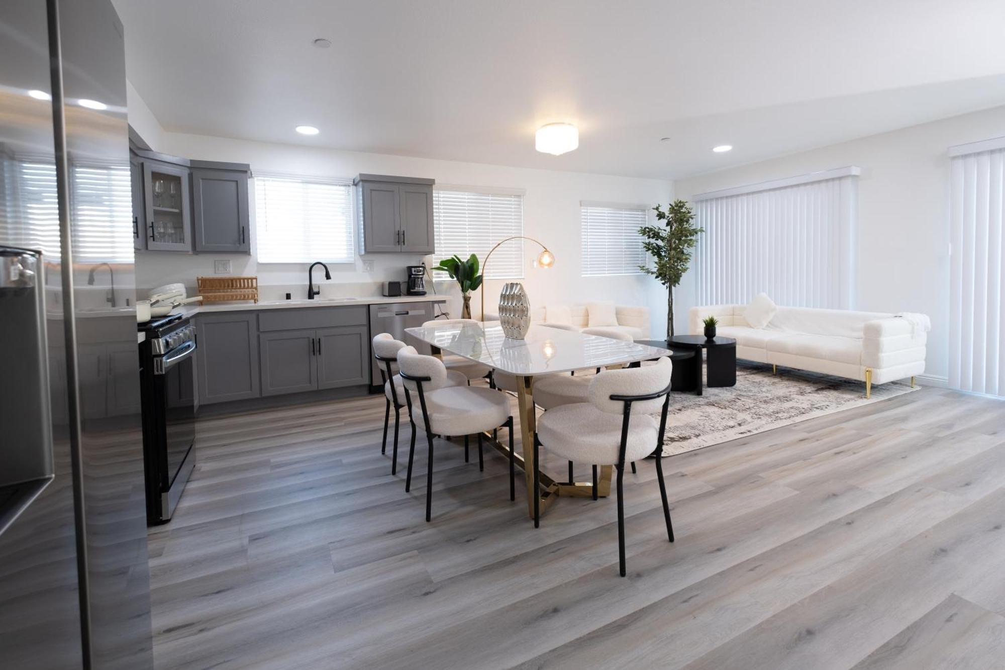 Cozy La Near Usc And Downtown Attractions- Private With Shared Access Los Angeles