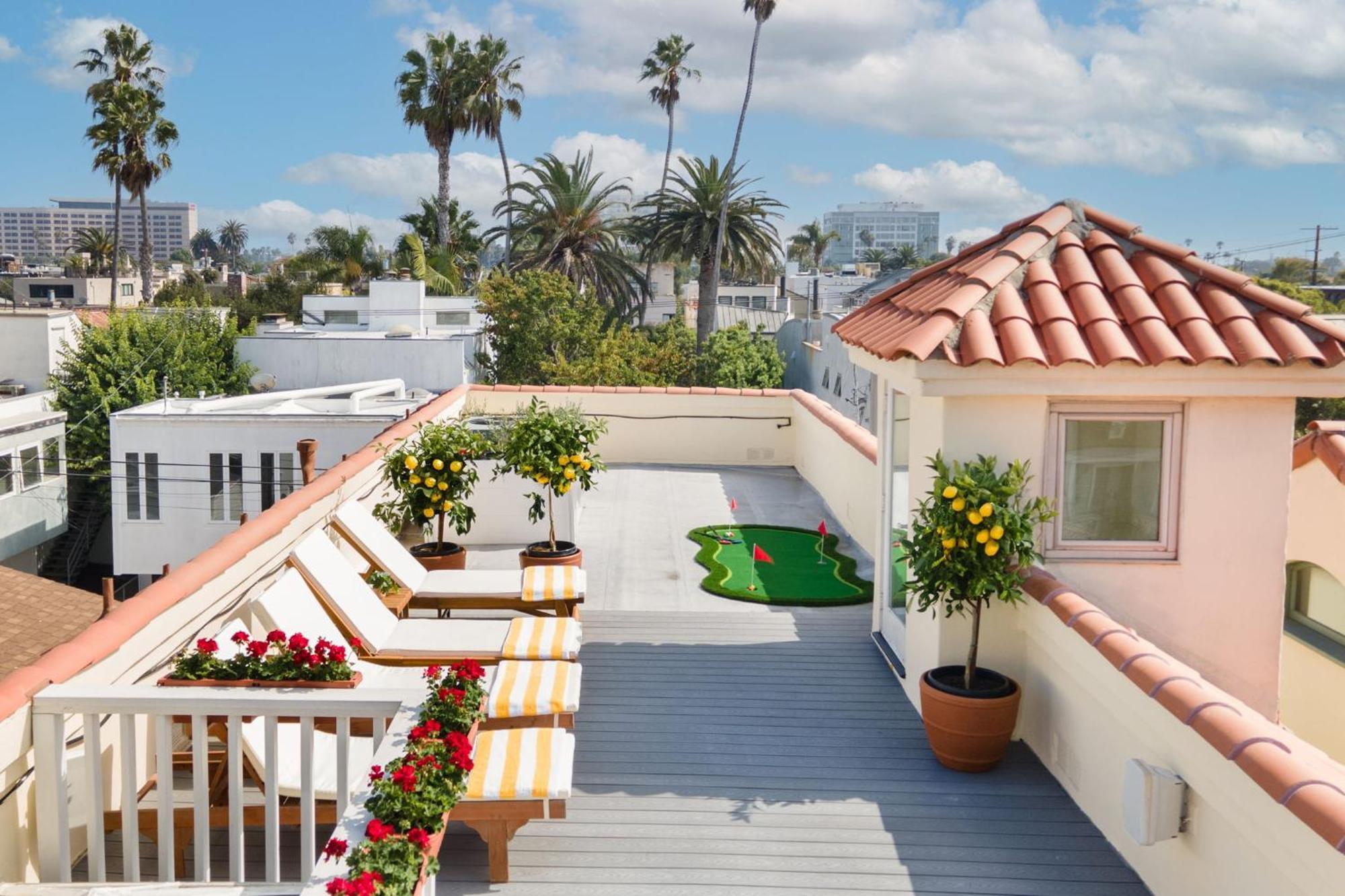 Holiday home The Canal Escape - Canal-front Italian Los Angeles