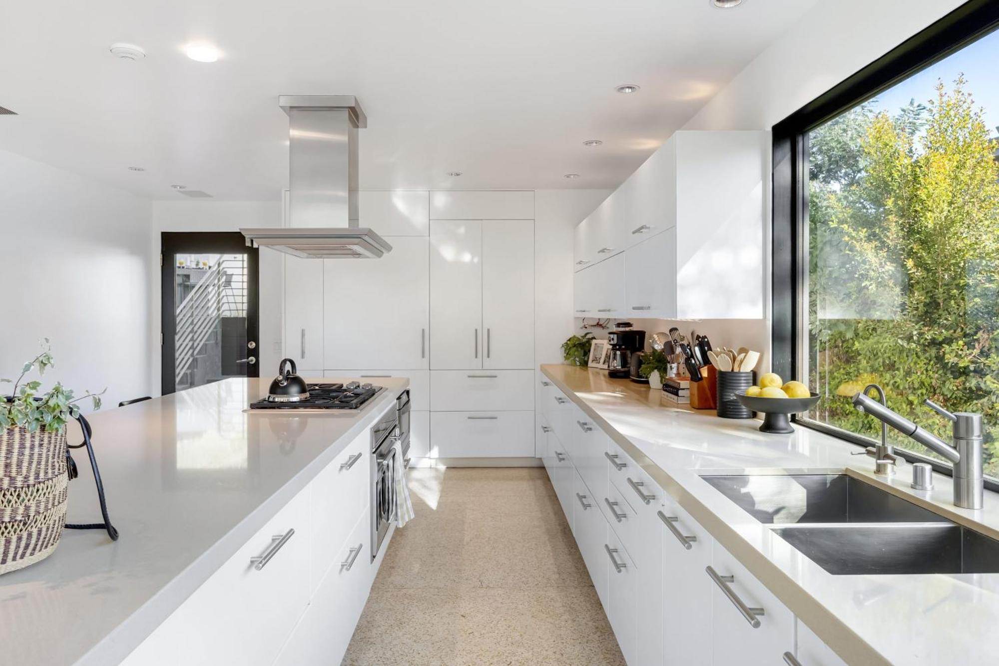 Holiday home Kings Road West Hollywood Luxury Pool Views Firepit Modern Design Los Angeles