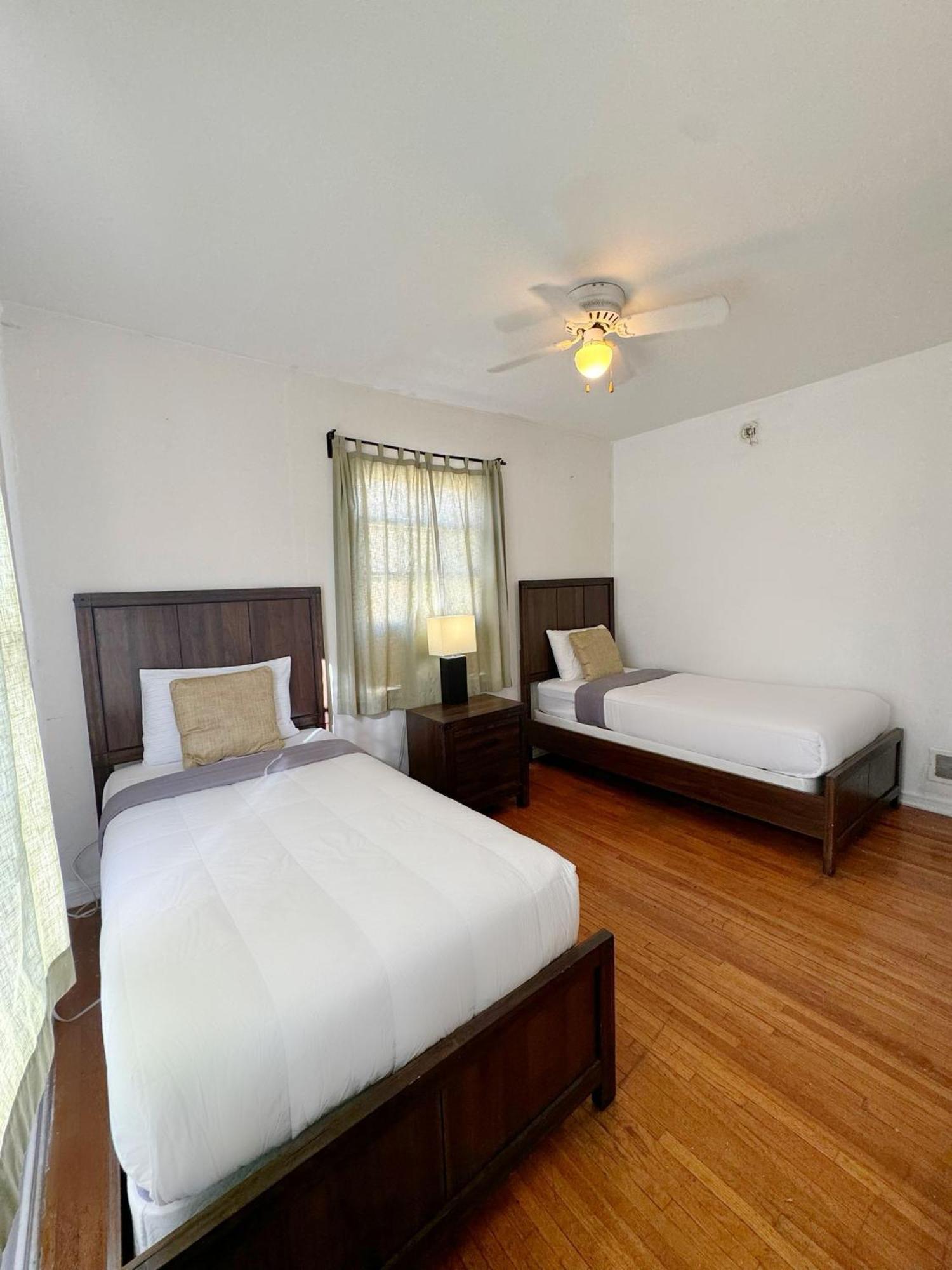 Apartment Bargain Beverly Hills 3 Bedroom In Great Area 5 Minutes To Rodeo Drive Los Angeles