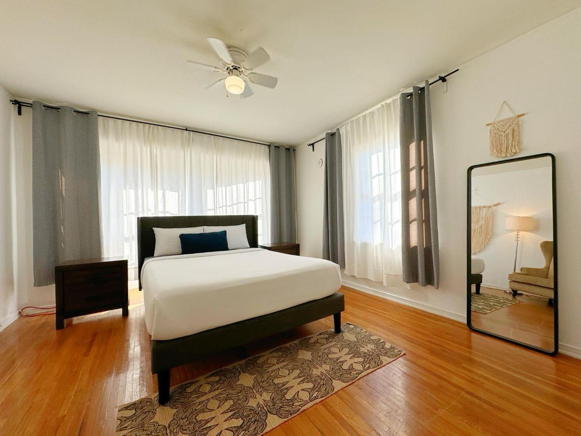 Bargain Beverly Hills 3 Bedroom In Great Area 5 Minutes To Rodeo Drive Apartment *
