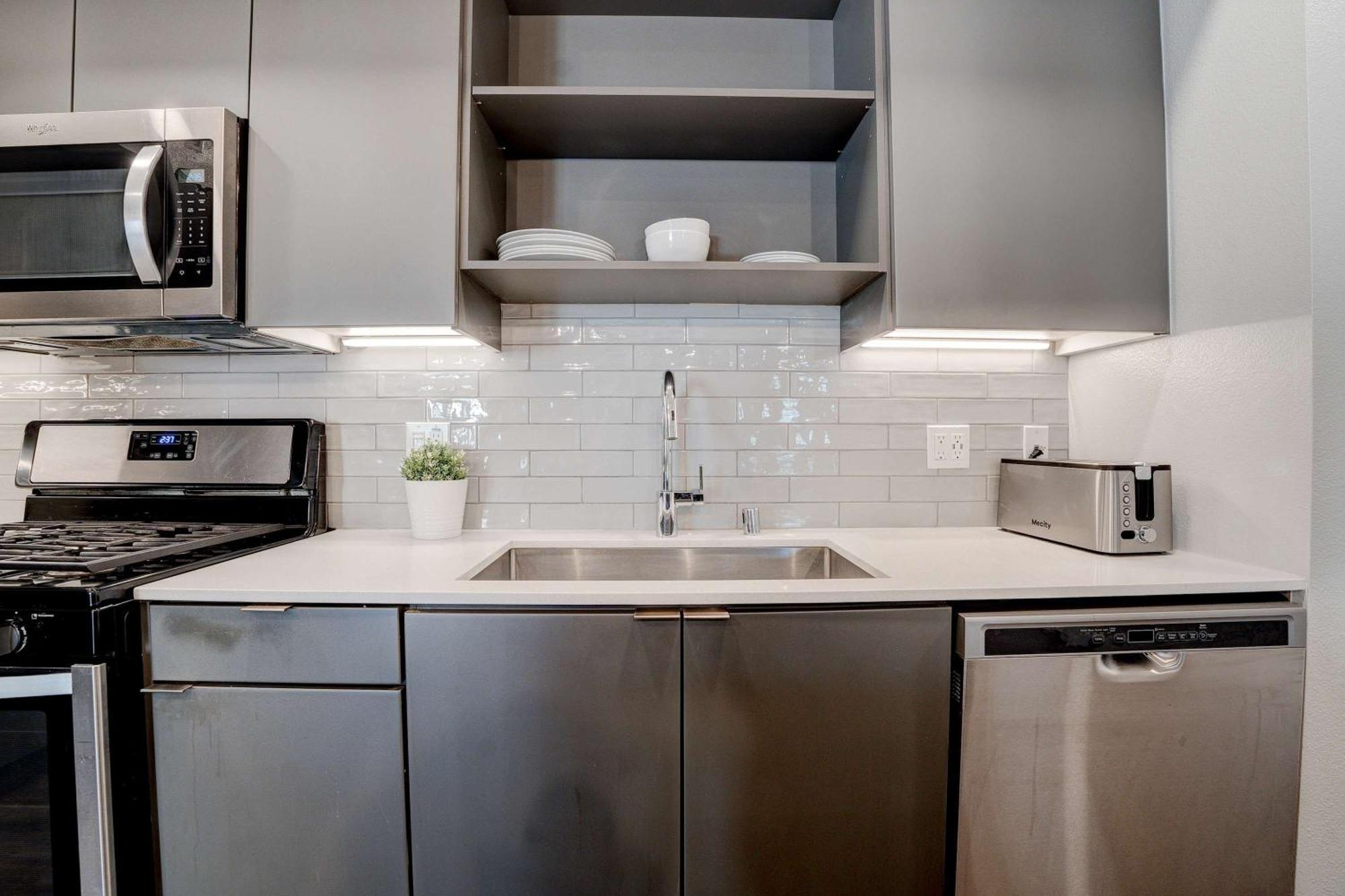 3br Peaceful Hollywood Luxury Oasis Apartment *