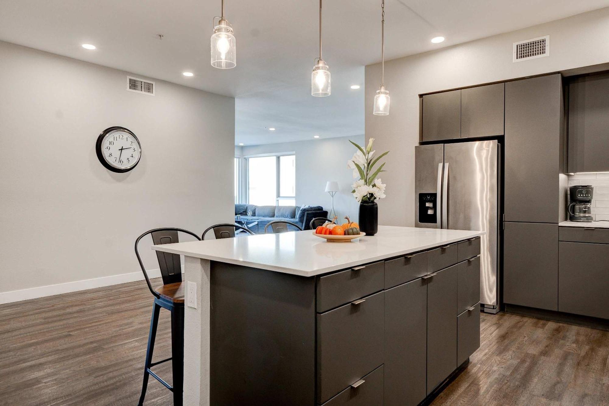 Apartment 3br Peaceful Hollywood Luxury Oasis *