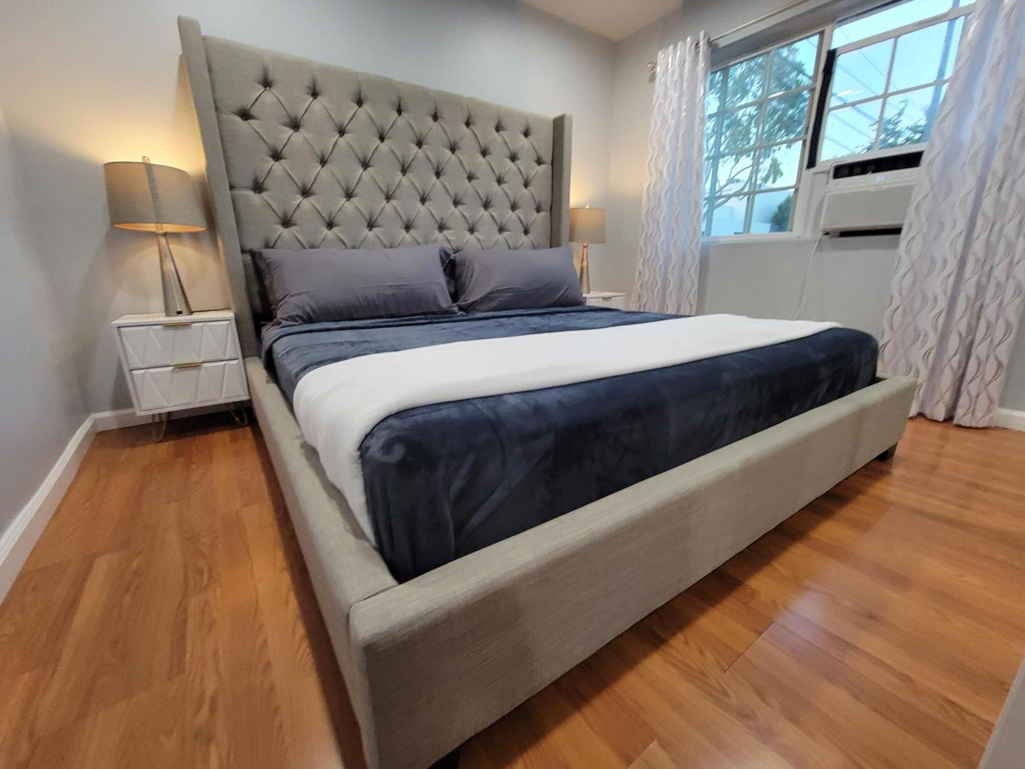 2 Bedroom Apartment1 Mile South From The Hollywood Walk Of Fame And Hollywood Sign * Los Angeles