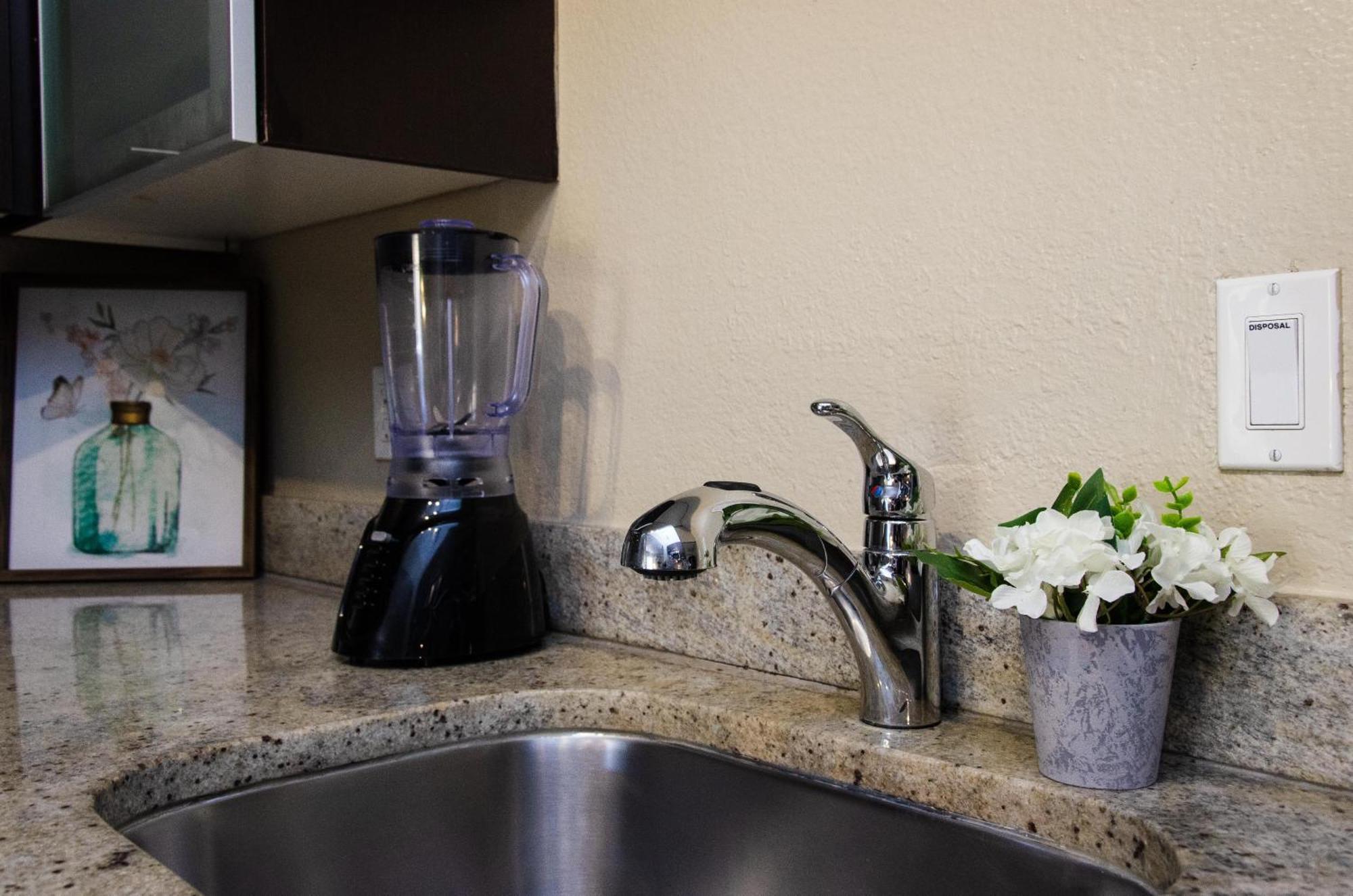 Charming 2br Near La Attractions * Los Angeles