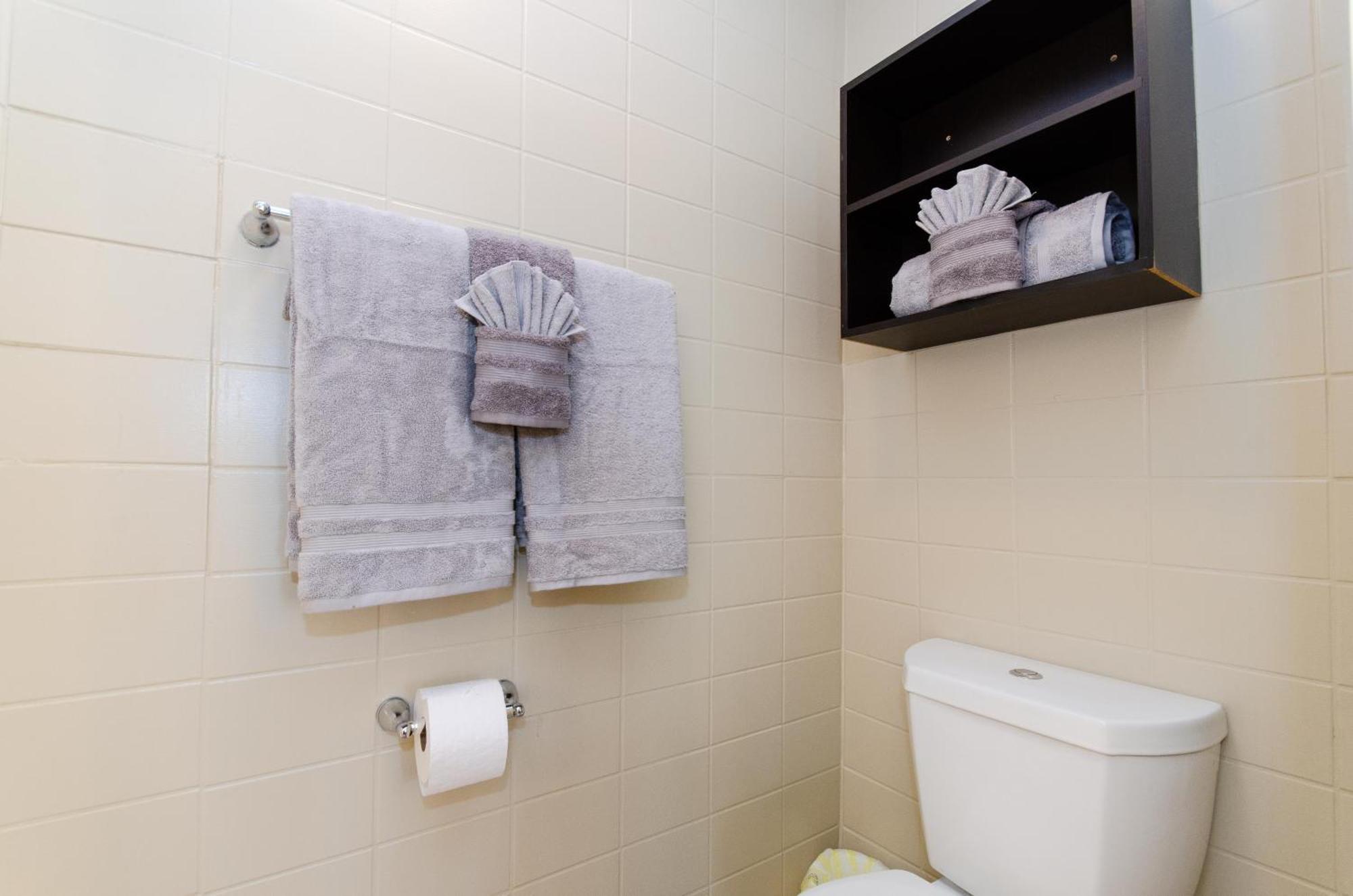 Charming 2br Near La Attractions Apartment Los Angeles