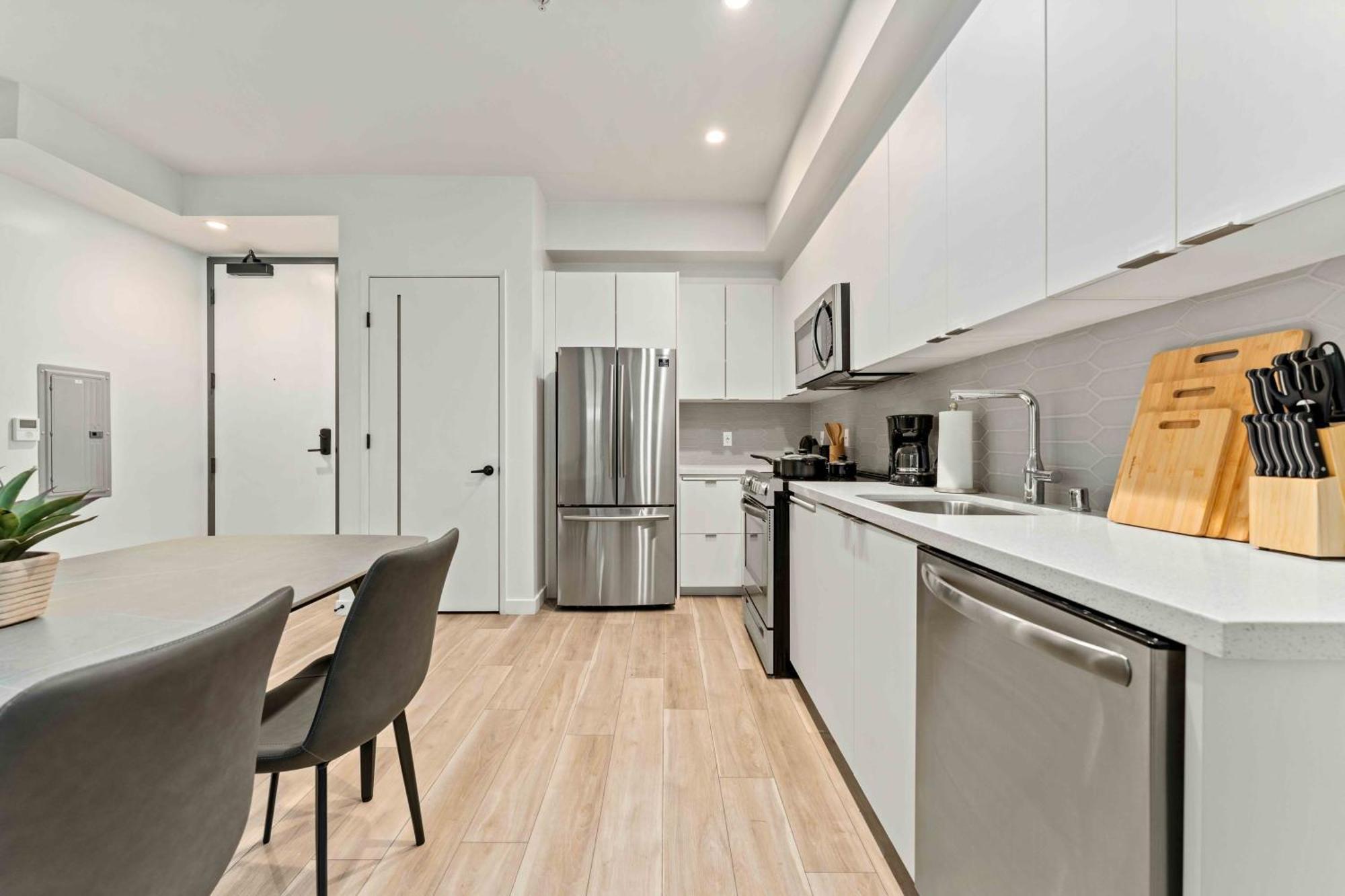 Hotel Stylish Downtown La Getaway - Prime Location On Wilshire Blvd! 4*