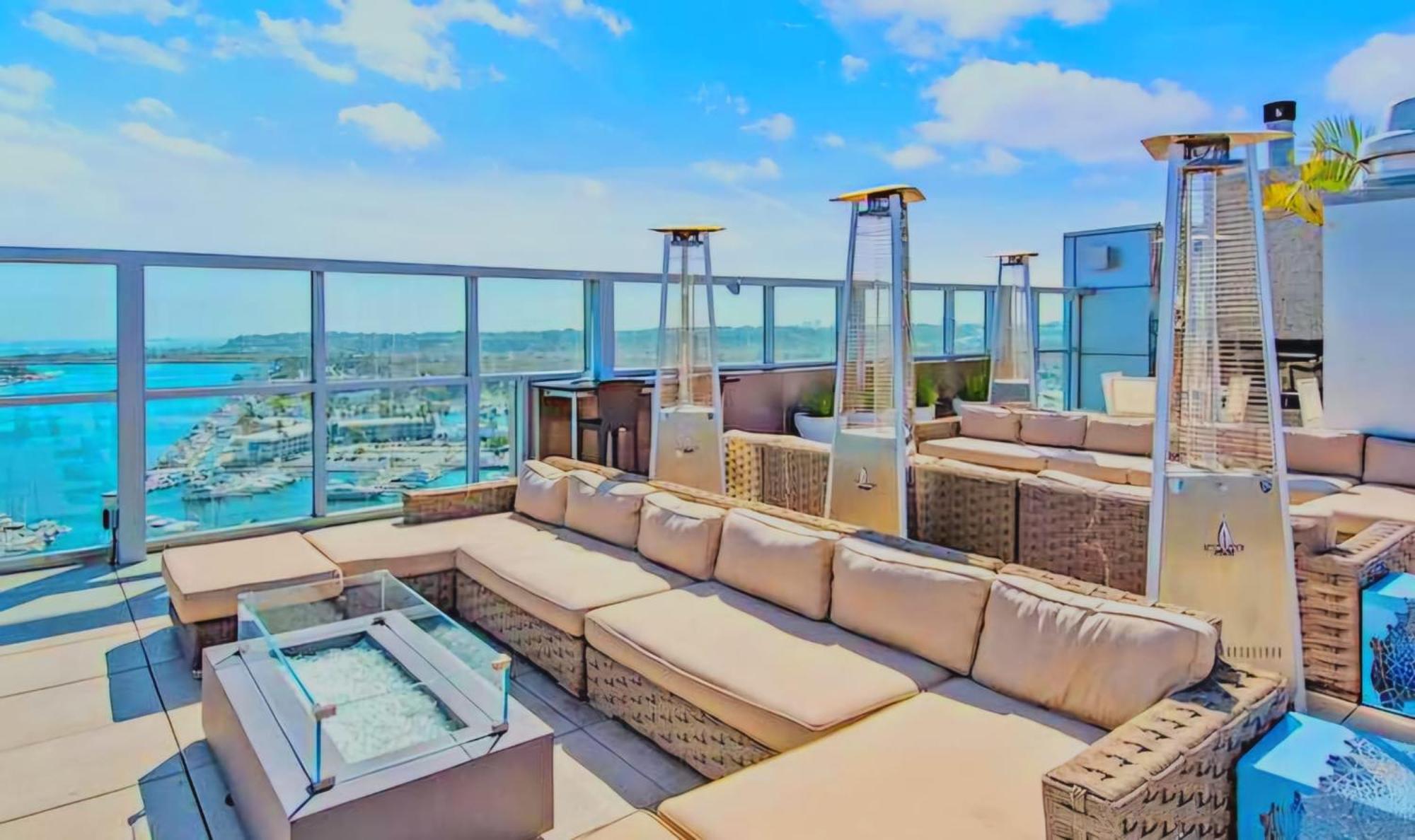 Hotel Del Rey Homes *