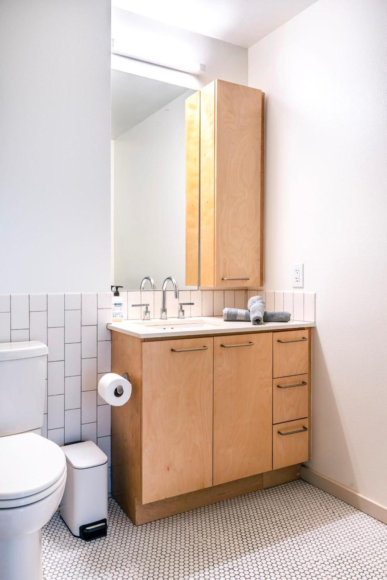 Luxurious 2br Hollywood *