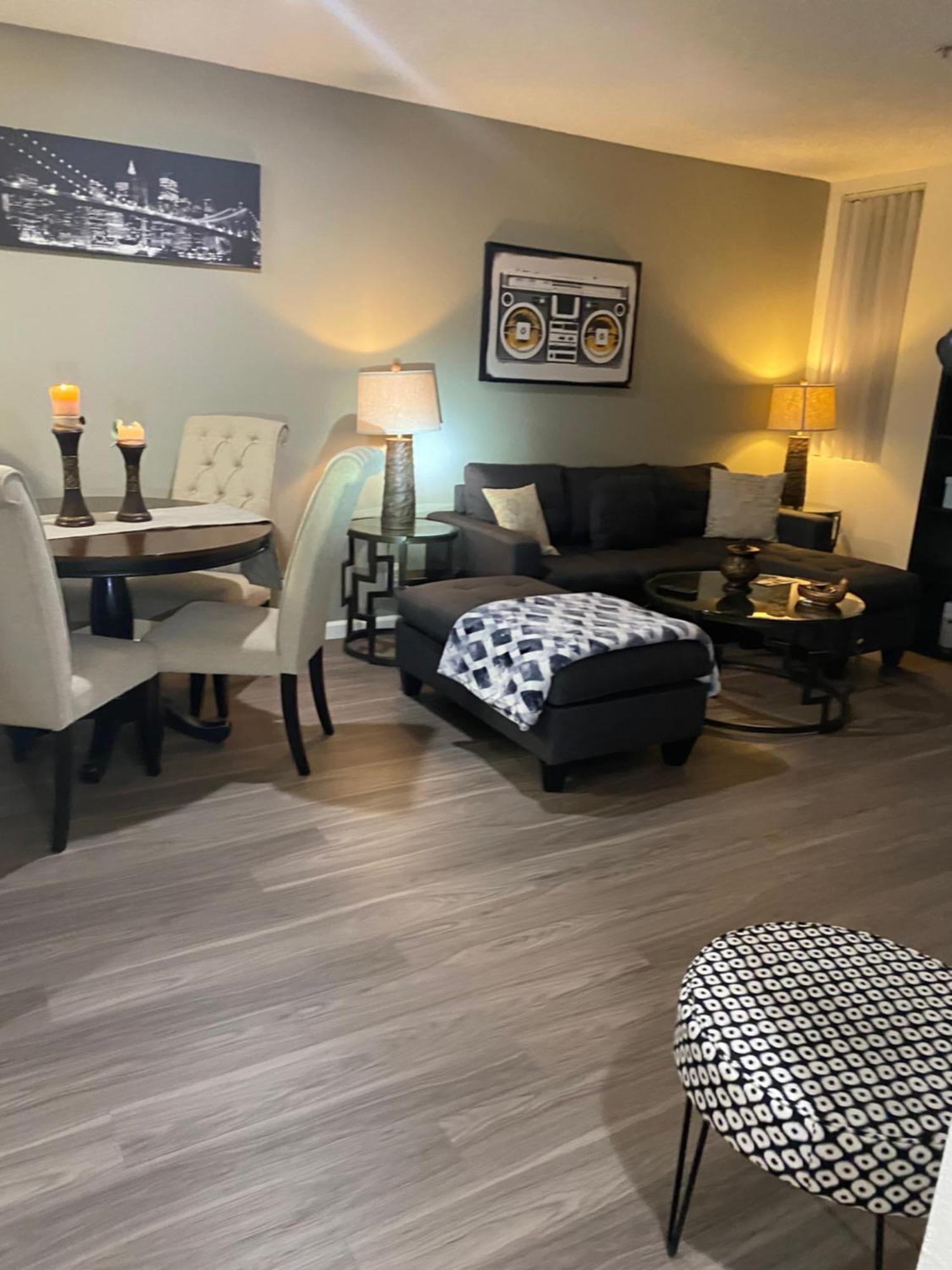Charming In West Hollywood Homestay *
