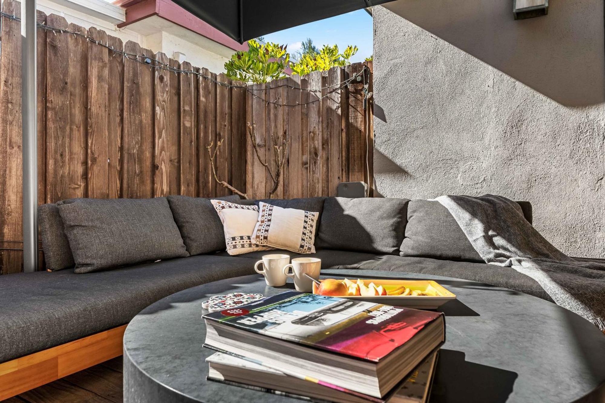 Holiday home Mid-century Modern Hollywood Hills Retreat *
