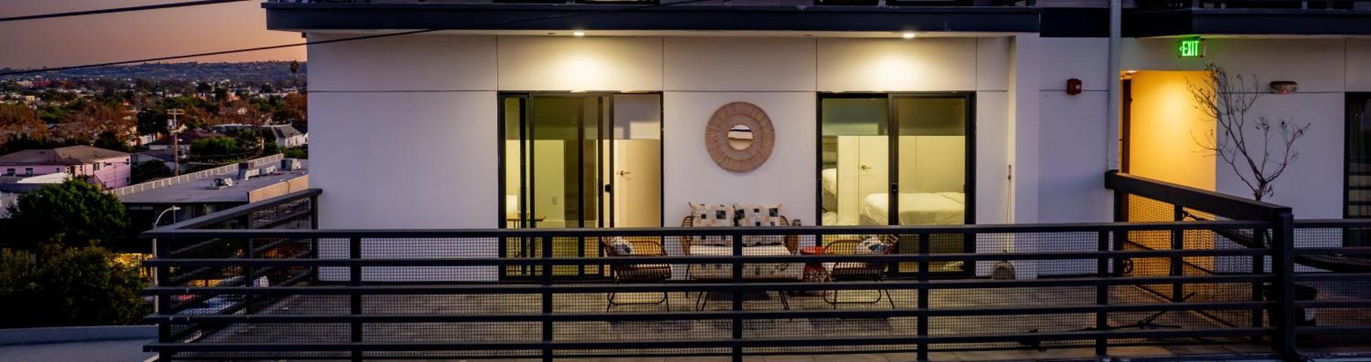 Apartment New Modern 2br 3ba In La Rooftop & Free Parking