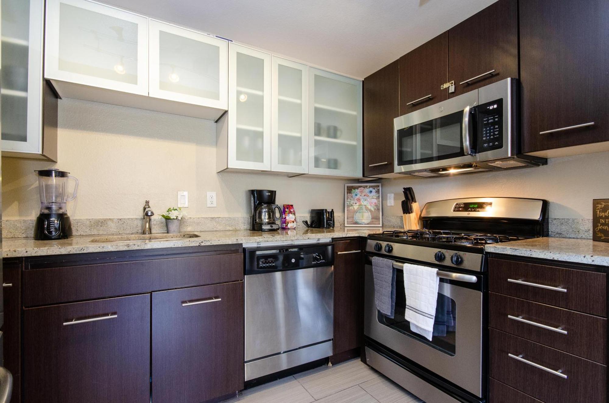 Apartment Charming 2br Near La Attractions *