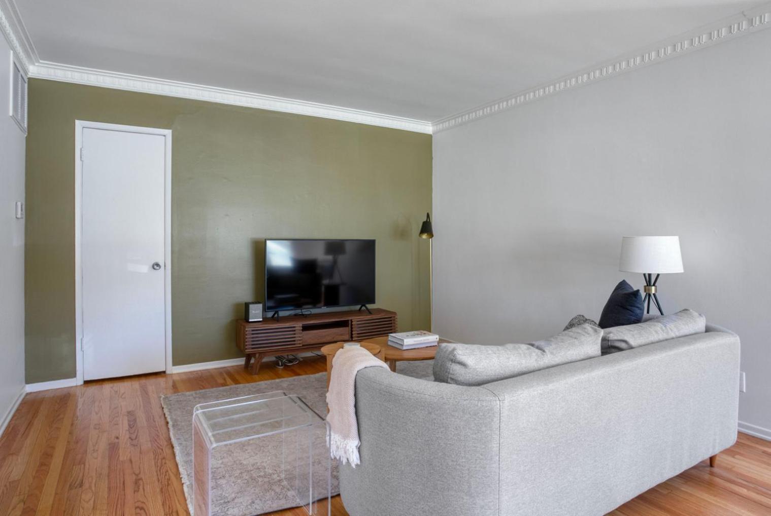 Blueground Beverly Hills Wd Nr Cedars Sinai Lax-1213 Apartment Los Angeles