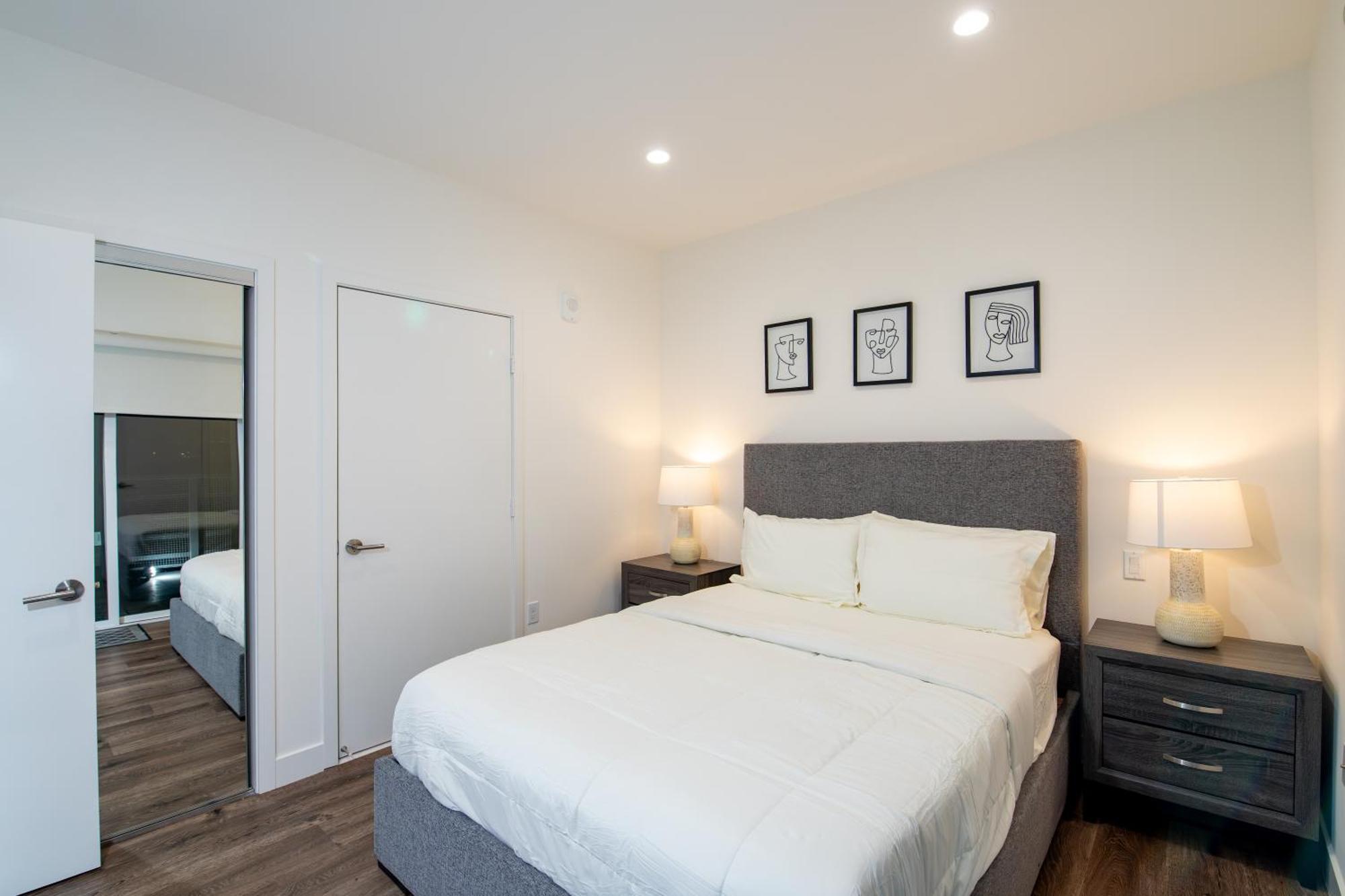 New Modern 2br 3ba In La Rooftop & Free Parking Apartment *