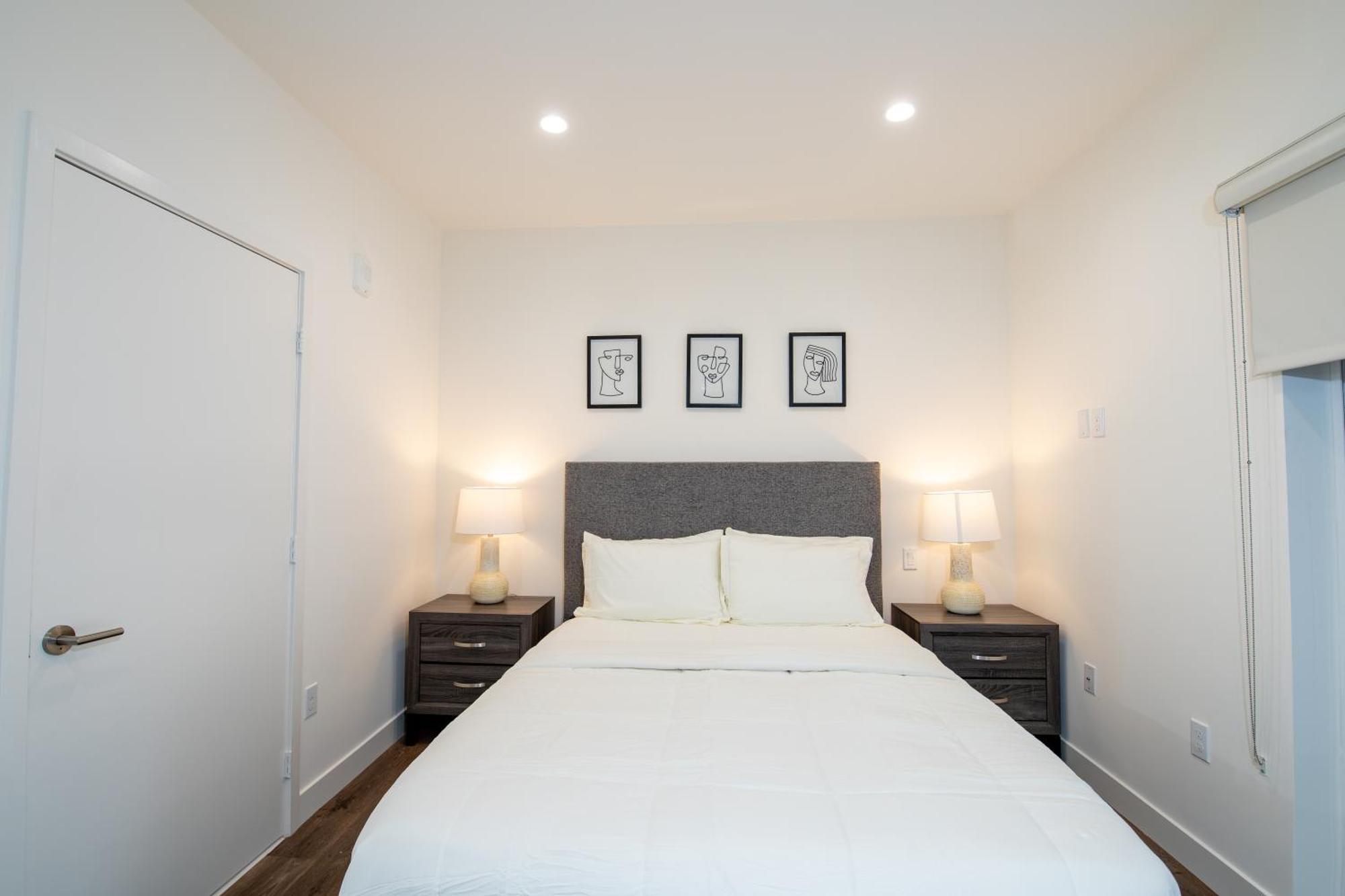 New Modern 2br 3ba In La Rooftop & Free Parking