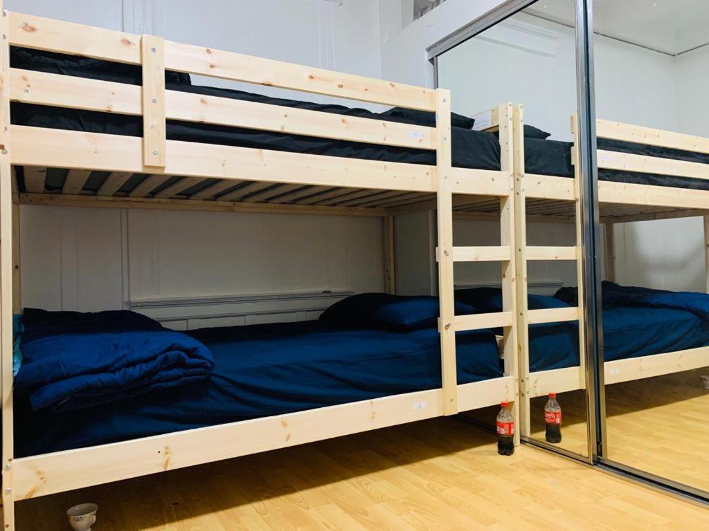 Hostel La