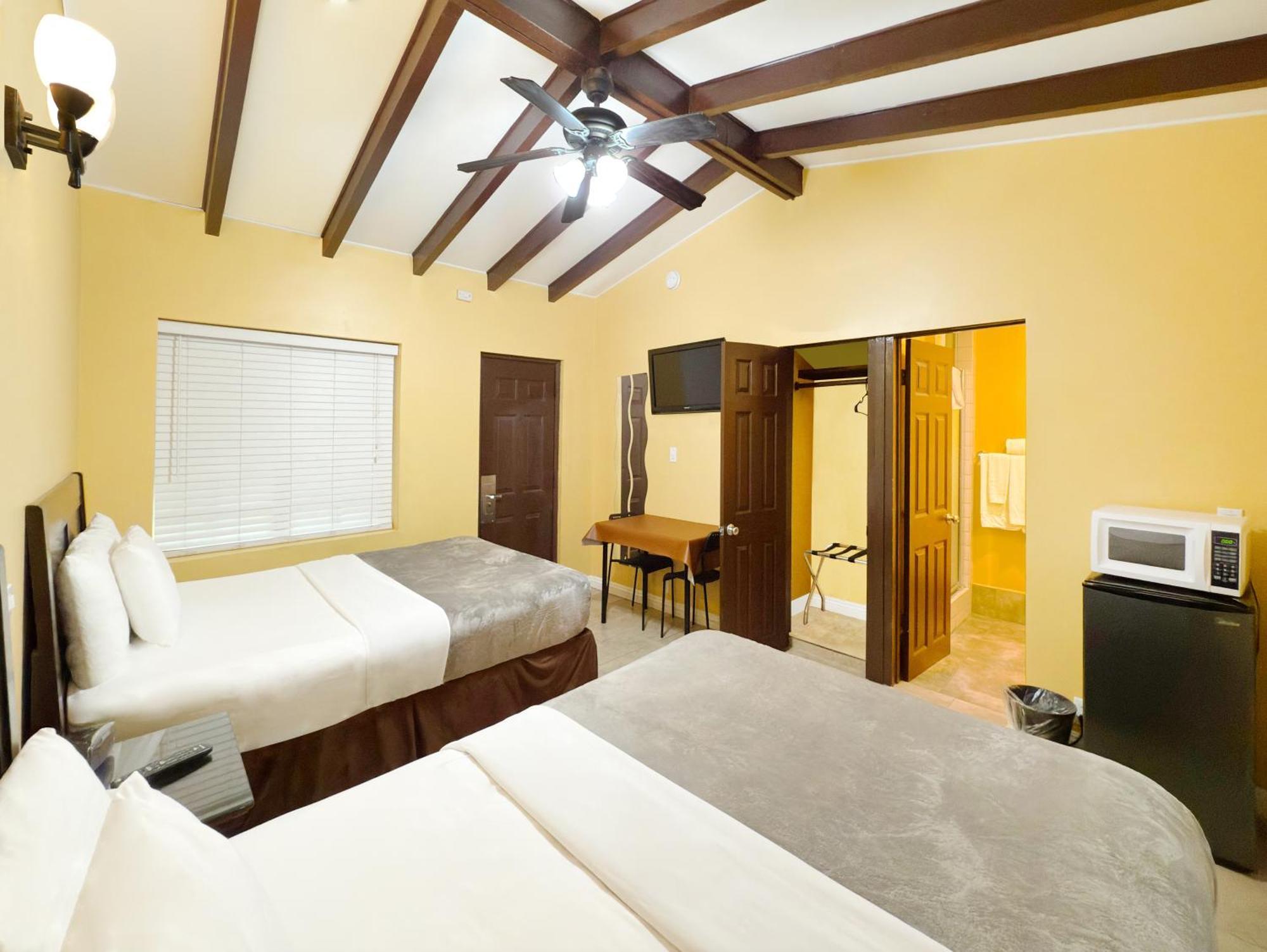 El Patio - Near Universal Hollywood Motel 2*