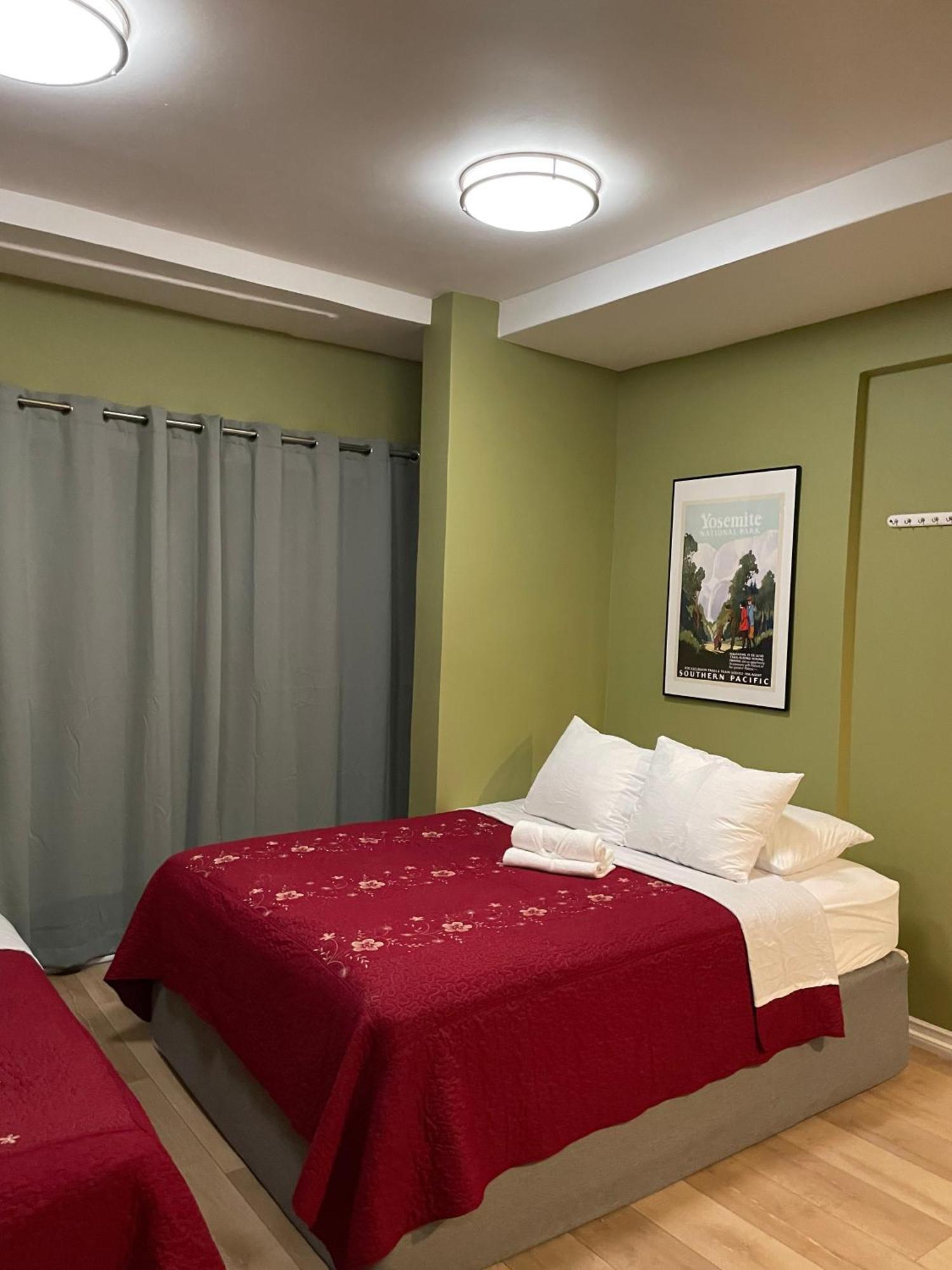 Private W/ Private Full Bathroom & Wifi & Ac & Shared Kitchen In Angeles Homestay Los Angeles