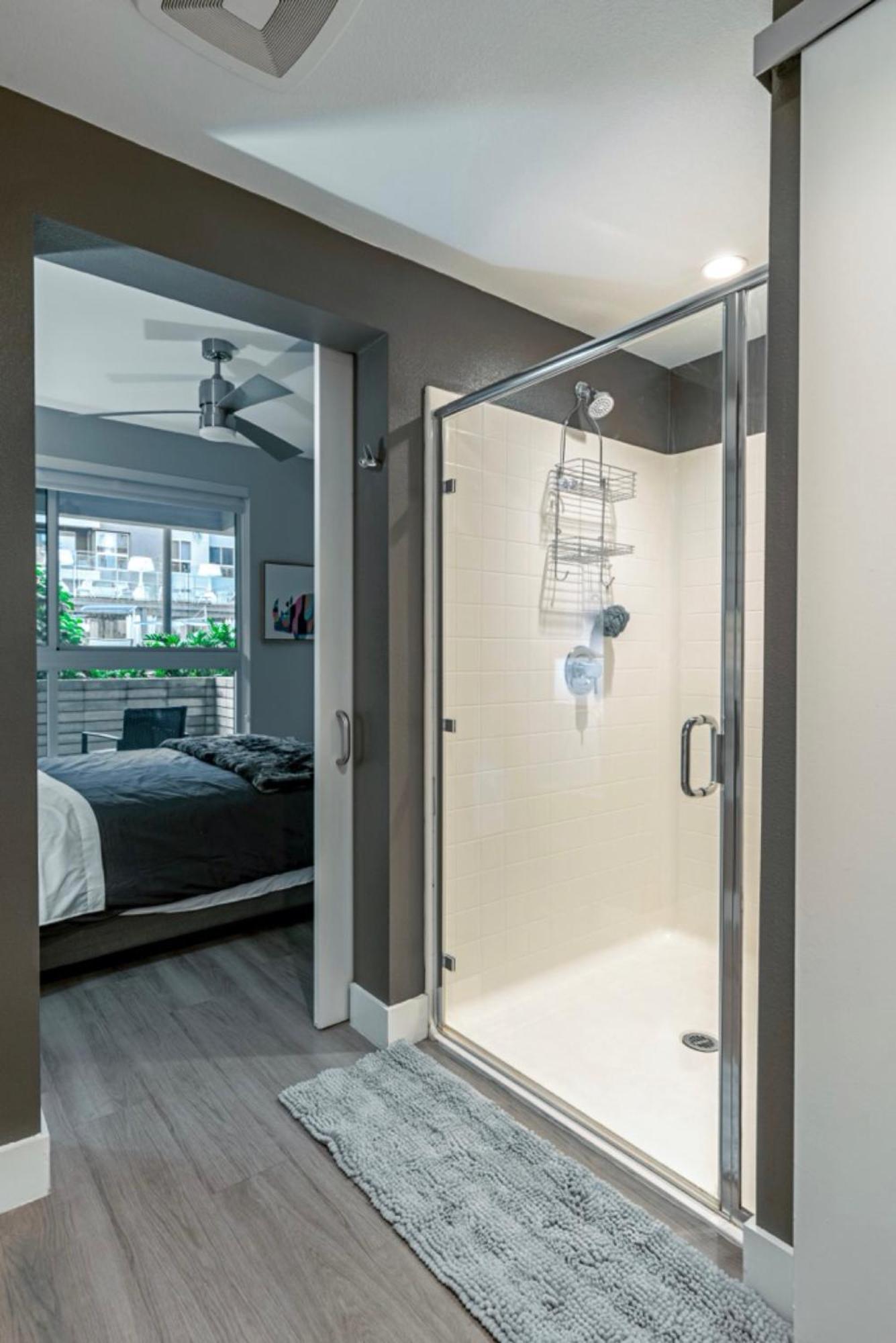Sleek & Stylish Brand-new Luxury In West Hollywood Apartment