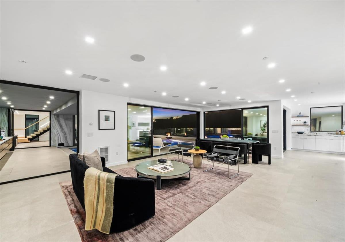 The Hollywood Observatory A Masterpiece Of Modern Luxury And Elegance