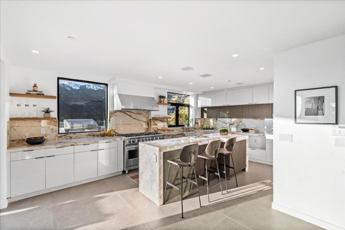 Holiday home The Hollywood Observatory A Masterpiece Of Modern Luxury And Elegance *