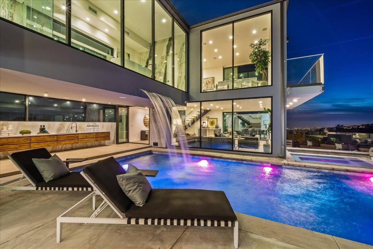 The Hollywood Observatory A Masterpiece Of Modern Luxury And Elegance Holiday home