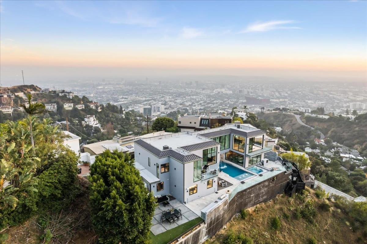 Holiday home The Hollywood Observatory A Masterpiece Of Modern Luxury And Elegance Los Angeles