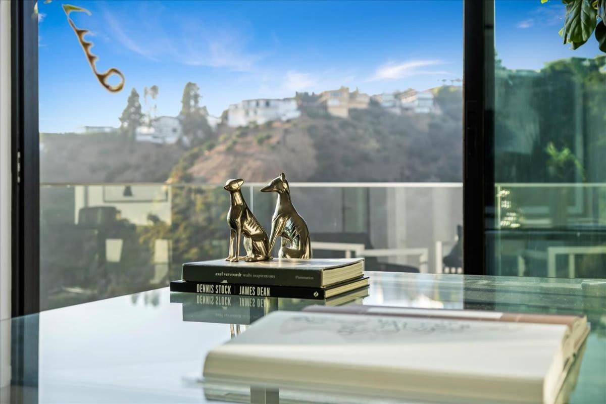 The Hollywood Observatory A Masterpiece Of Modern Luxury And Elegance