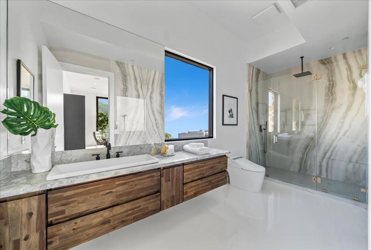 The Hollywood Observatory A Masterpiece Of Modern Luxury And Elegance Holiday home *