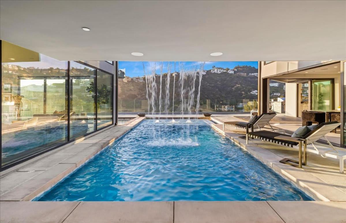 Holiday home The Hollywood Observatory A Masterpiece Of Modern Luxury And Elegance *