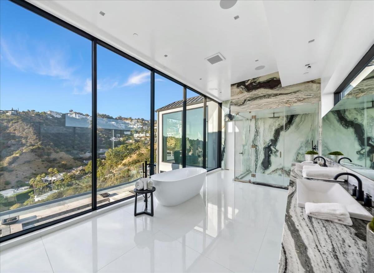 The Hollywood Observatory A Masterpiece Of Modern Luxury And Elegance Holiday home Los Angeles