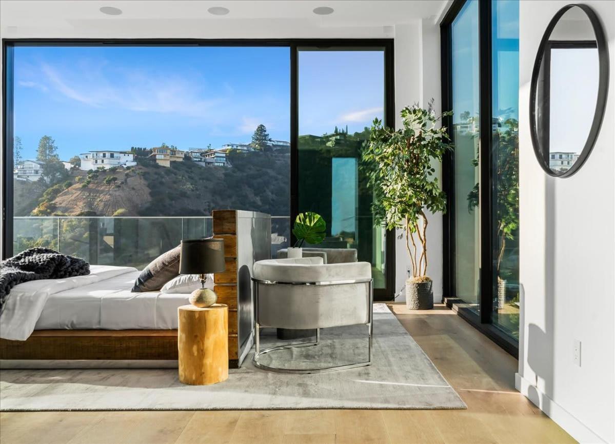 The Hollywood Observatory A Masterpiece Of Modern Luxury And Elegance Los Angeles