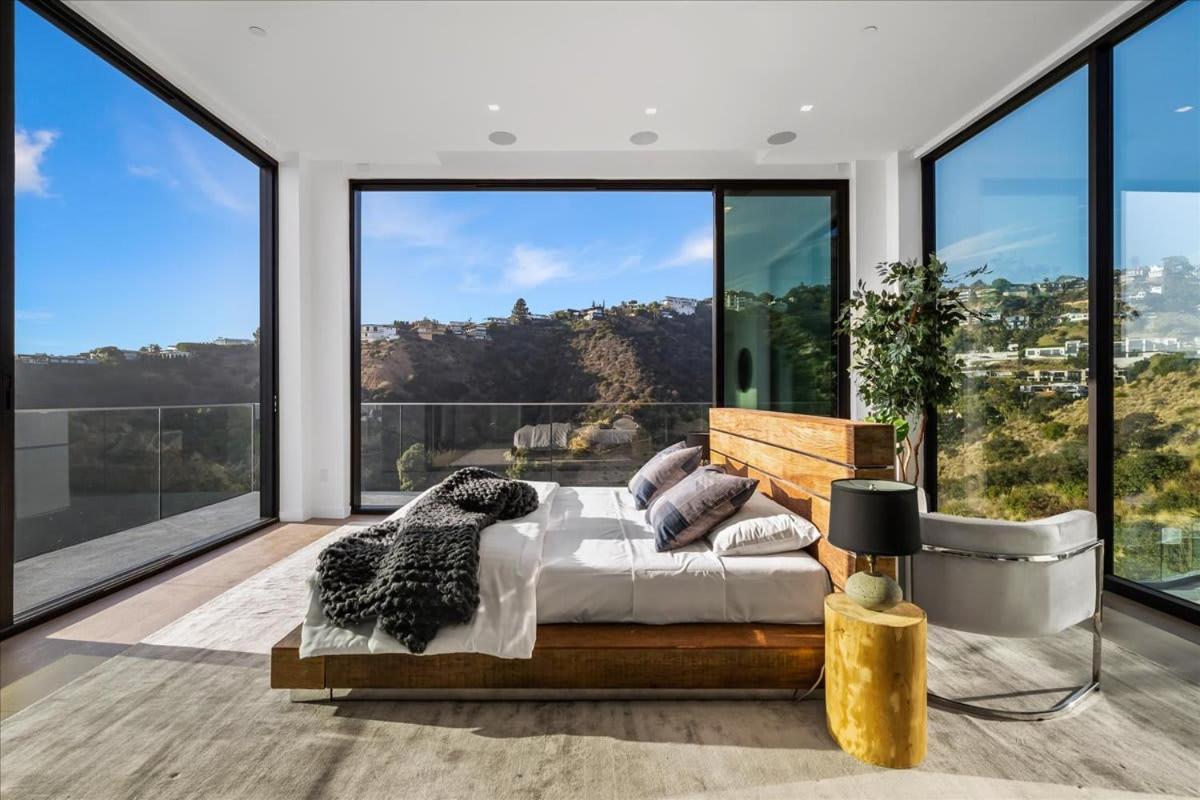 The Hollywood Observatory A Masterpiece Of Modern Luxury And Elegance *