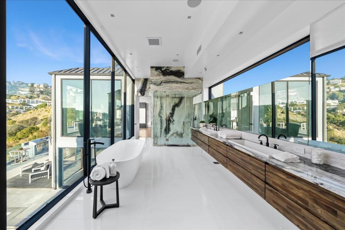 The Hollywood Observatory A Masterpiece Of Modern Luxury And Elegance * Los Angeles