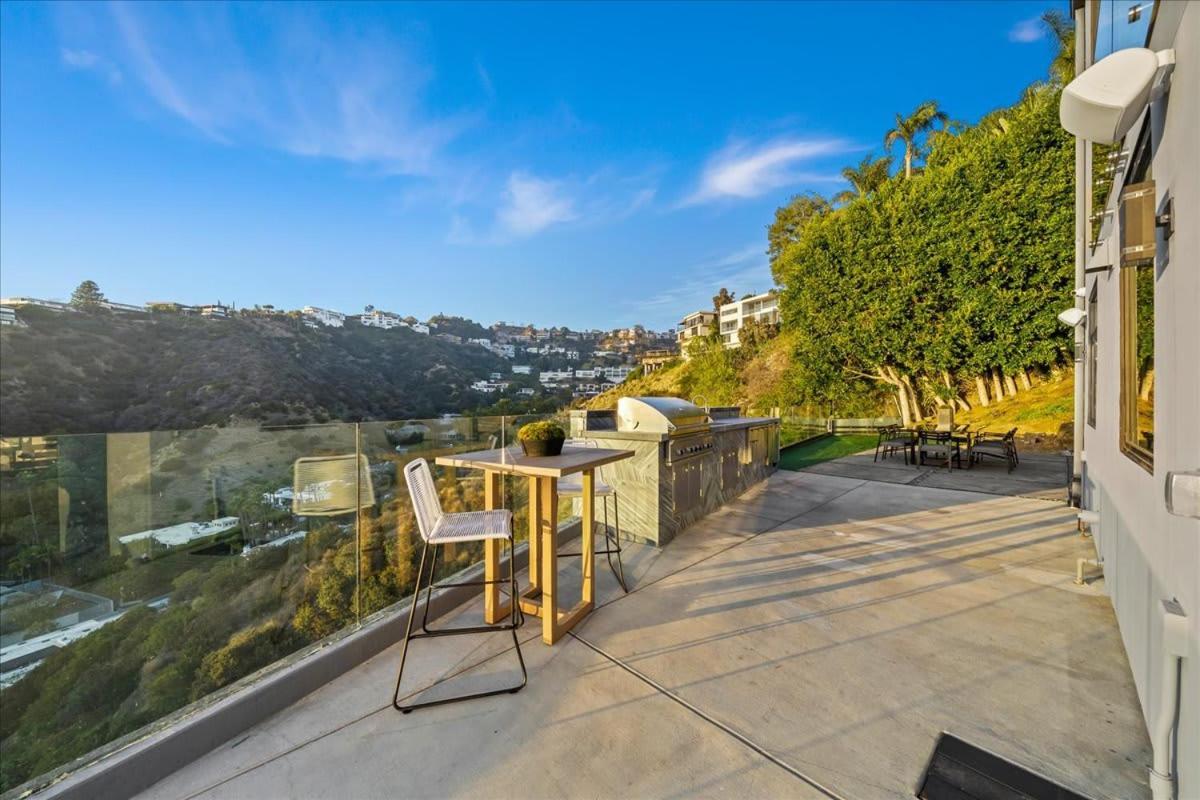 Holiday home The Hollywood Observatory A Masterpiece Of Modern Luxury And Elegance *