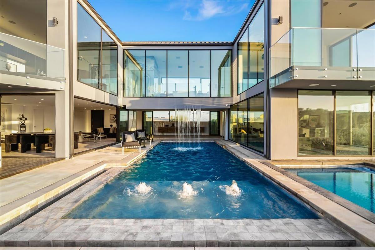 The Hollywood Observatory A Masterpiece Of Modern Luxury And Elegance Holiday home Los Angeles