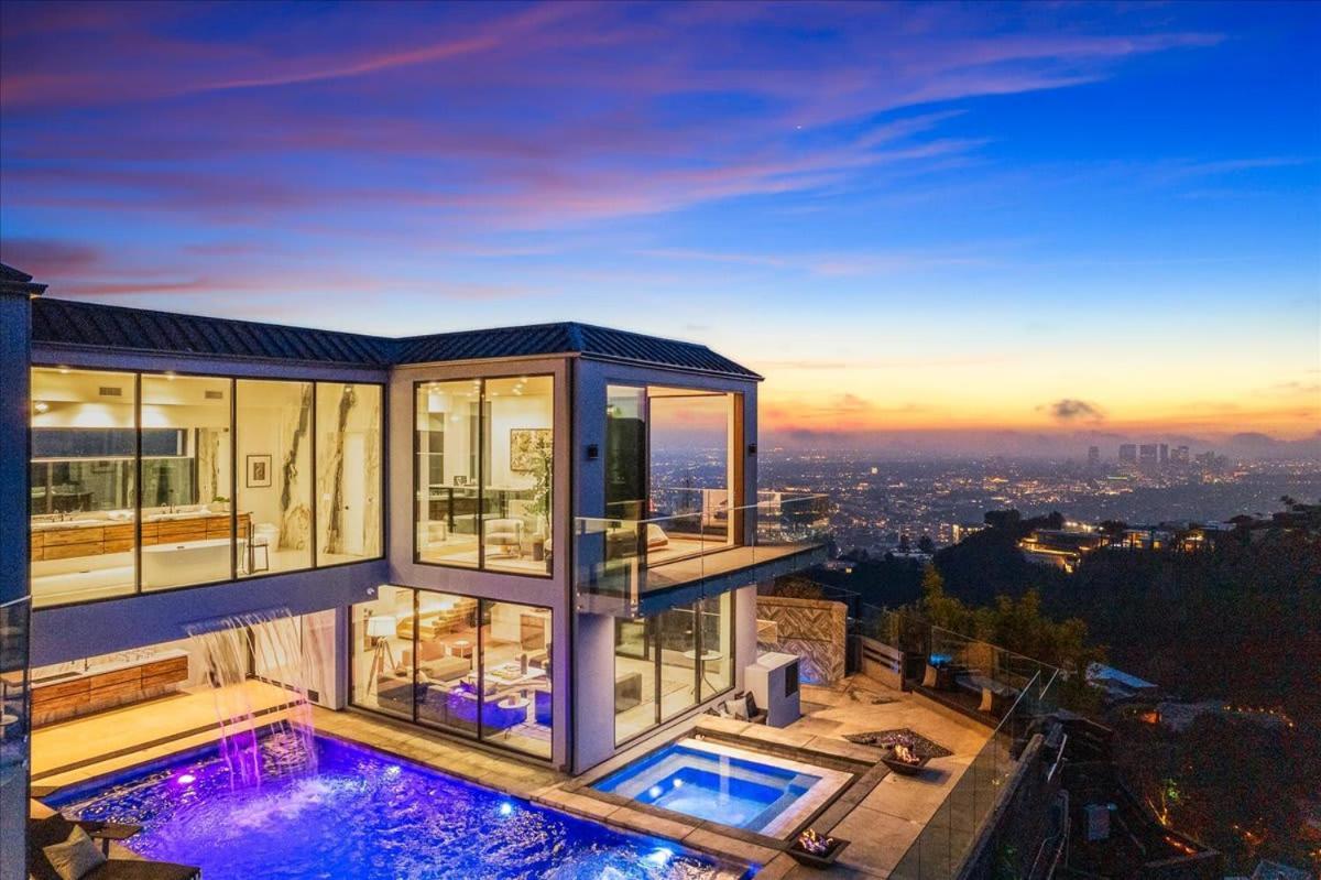 The Hollywood Observatory A Masterpiece Of Modern Luxury And Elegance *