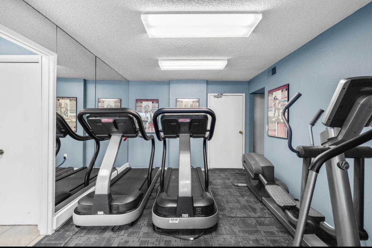 Apartment Elegant Hollywood Retreat - Spacious 2br 2ba With Resort-style Amenities *