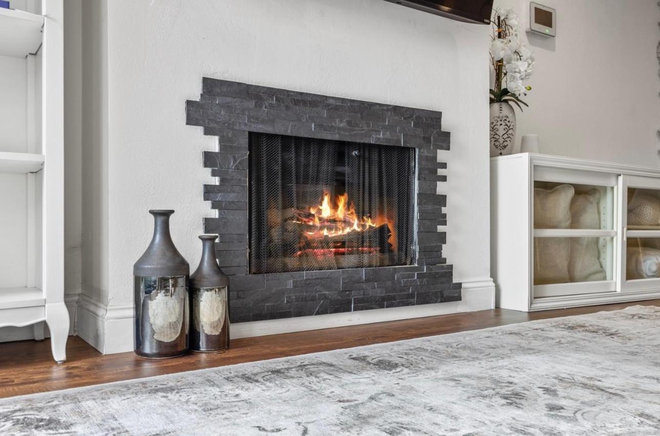 Apartment Elegant Hollywood Retreat - Spacious 2br 2ba With Resort-style Amenities