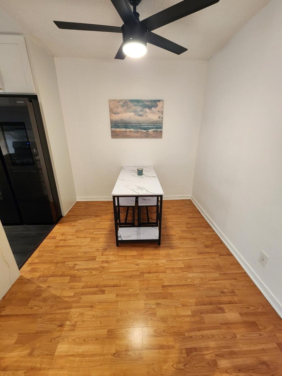 Spacious 1 Bedroom 1 Bath With Parking Los Angeles