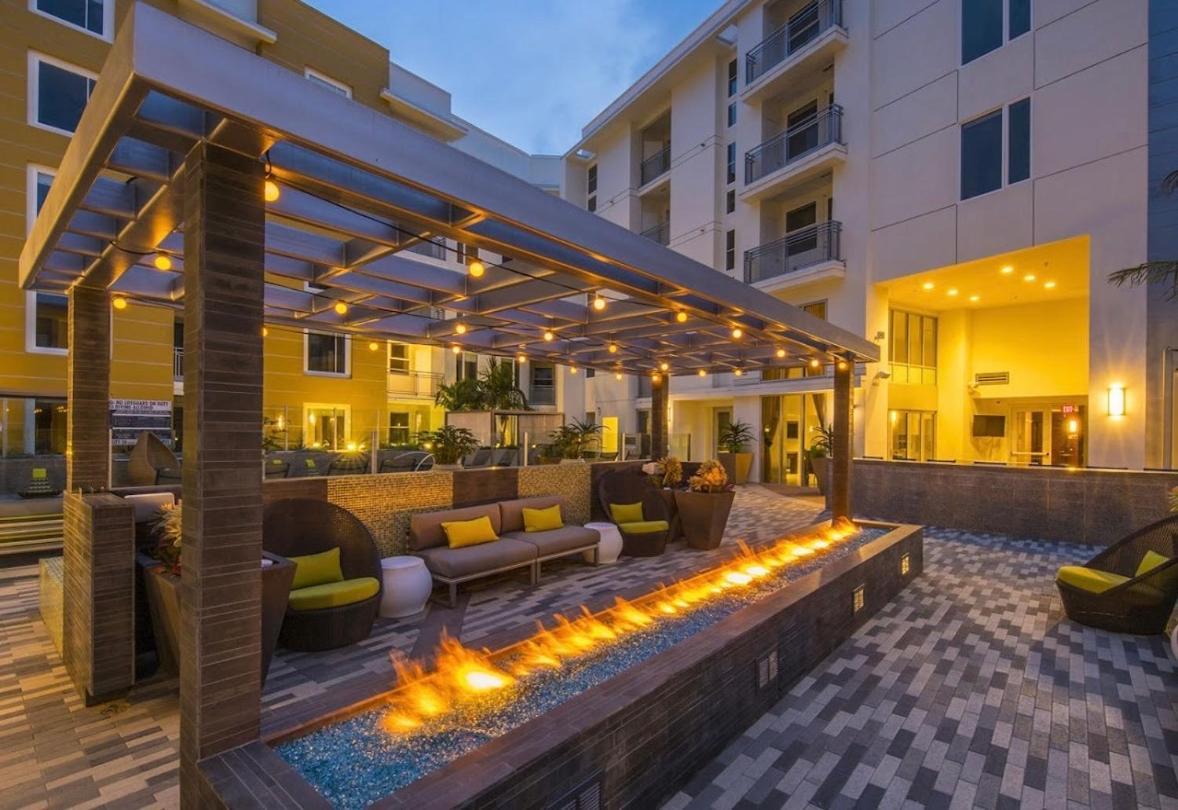 West Hollywood 2bdr Apartamento